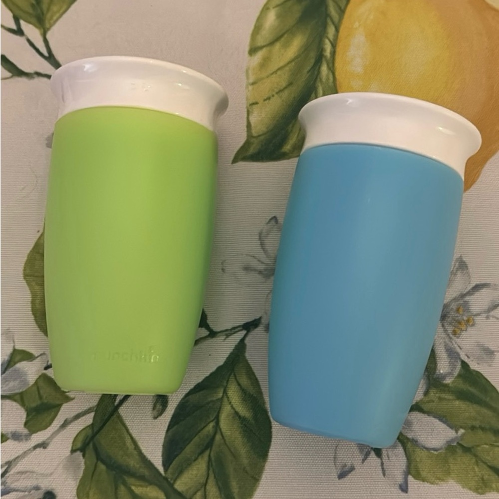 Munchkin Green and Blue Spill-Proof Cups